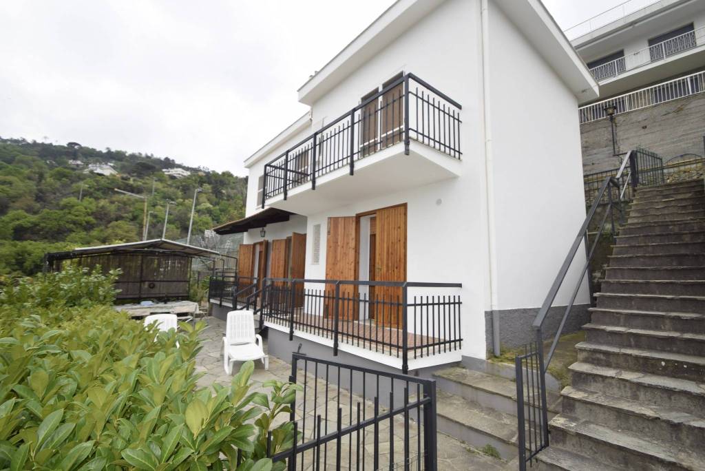 Appartamento in vendita a Noli, 3 locali, prezzo € 410.000 | PortaleAgenzieImmobiliari.it