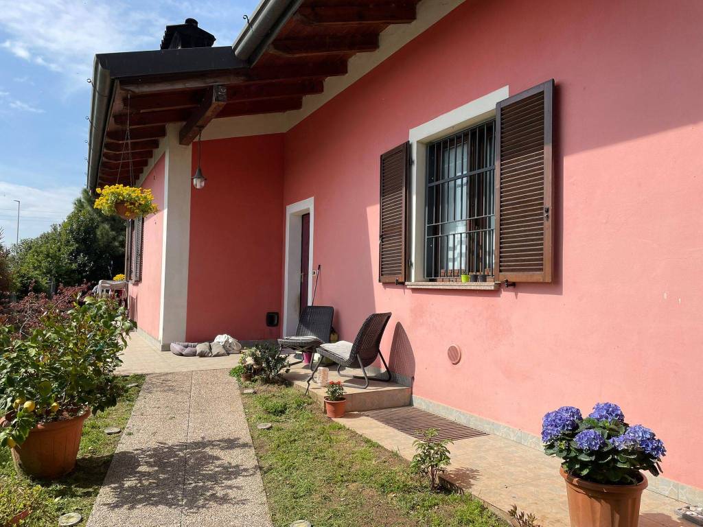 Villa a Schiera in vendita a Lonato, 5 locali, prezzo € 269.000 | PortaleAgenzieImmobiliari.it