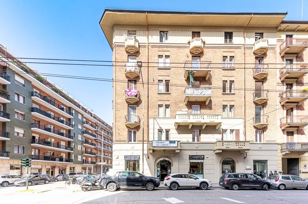 Appartamento in vendita a Torino, 2 locali, zona Nizza Millefonti, Italia 61, Valentino, prezzo € 71.000 | PortaleAgenzieImmobiliari.it