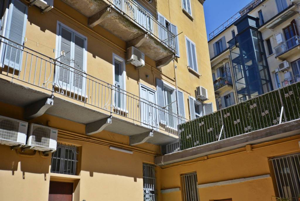 Appartamento in affitto a Milano, 1 locali, prezzo € 900 | PortaleAgenzieImmobiliari.it