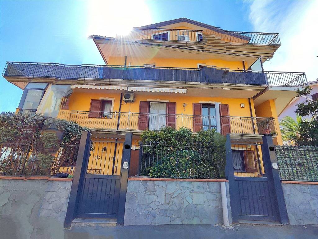 Appartamento in vendita a Mascalucia, 4 locali, prezzo € 185.000 | PortaleAgenzieImmobiliari.it