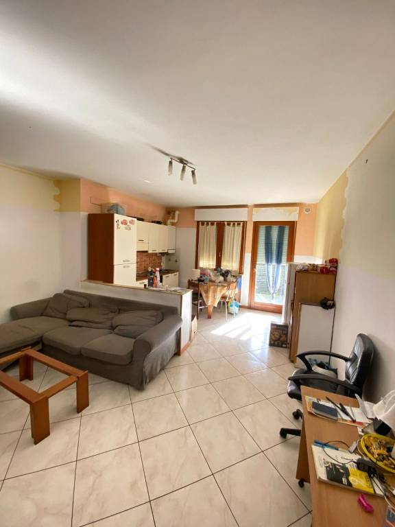 Appartamento in vendita a Lonato, 3 locali, prezzo € 148.000 | PortaleAgenzieImmobiliari.it