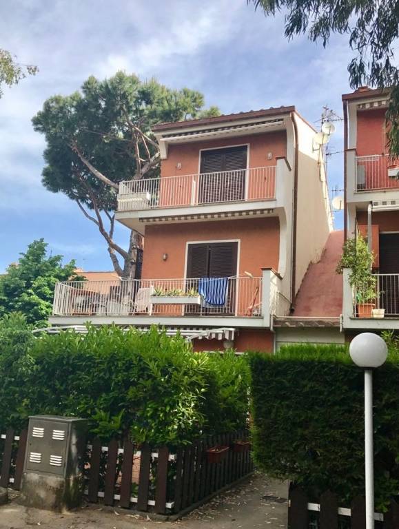 Appartamento in affitto a San Felice Circeo, 2 locali, prezzo € 1.200 | PortaleAgenzieImmobiliari.it
