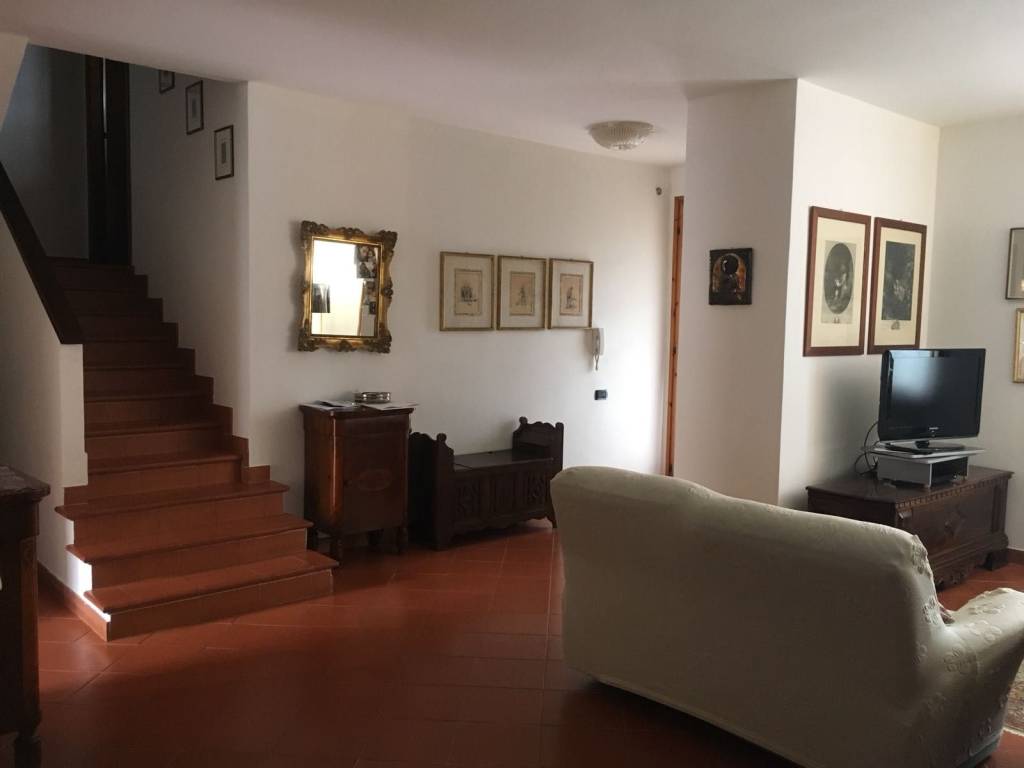 Villa a Schiera in vendita a Sassuolo, 7 locali, prezzo € 565.000 | PortaleAgenzieImmobiliari.it