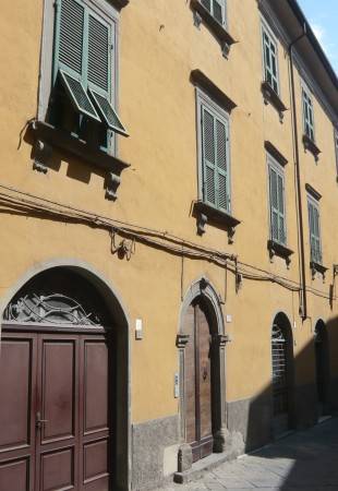 Appartamento in vendita a Pontremoli, 6 locali, prezzo € 190.000 | PortaleAgenzieImmobiliari.it