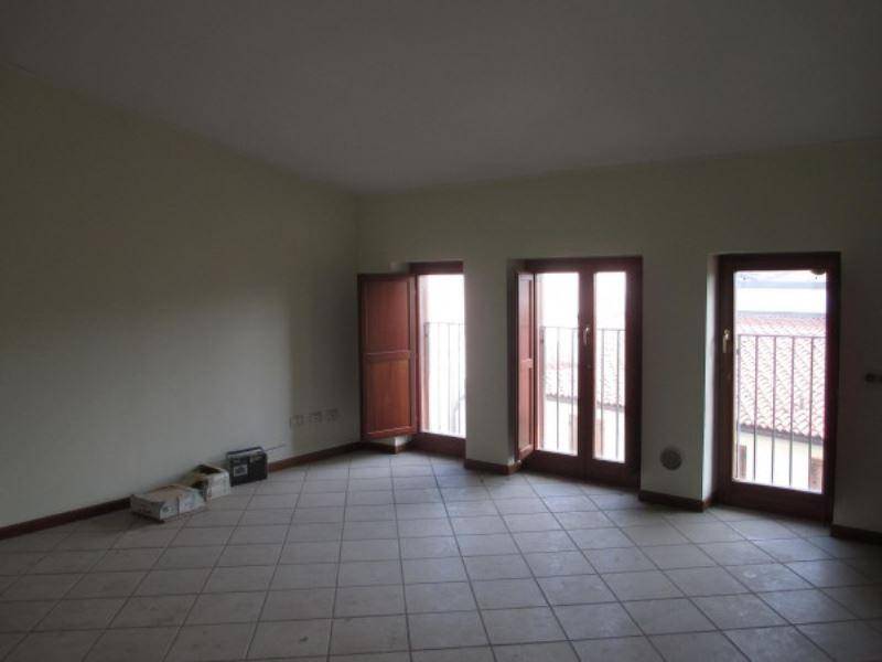 Appartamento in vendita a Soresina, 3 locali, prezzo € 106.000 | CambioCasa.it