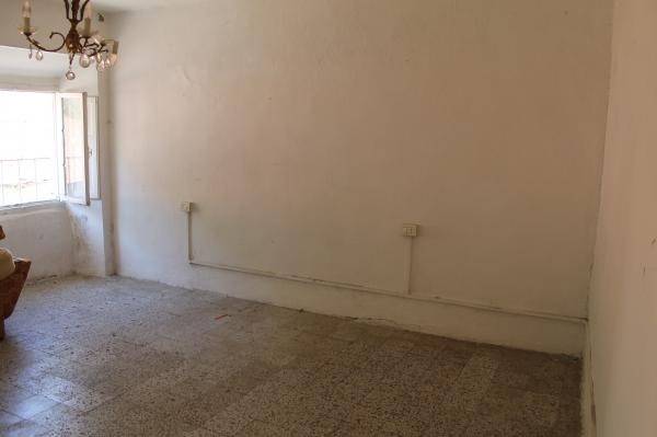 Appartamento in vendita a Pontremoli, 4 locali, prezzo € 65.000 | PortaleAgenzieImmobiliari.it
