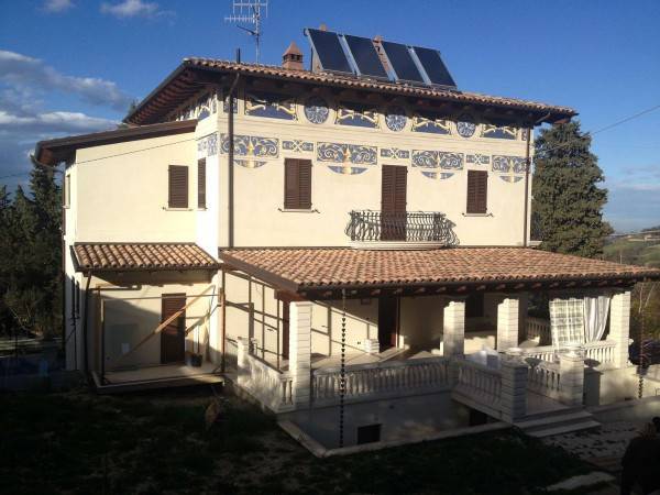 Villa in vendita a Teramo, 7 locali, Trattative riservate | PortaleAgenzieImmobiliari.it