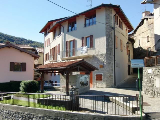Appartamento in vendita a Rezzago, 2 locali, prezzo € 85.000 | PortaleAgenzieImmobiliari.it