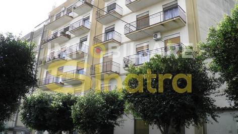 Appartamento in vendita a Paternò, 6 locali, prezzo € 99.000 | PortaleAgenzieImmobiliari.it