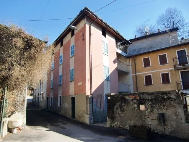 Rustico / Casale in vendita a Valbrona, 9 locali, prezzo € 49.000 | PortaleAgenzieImmobiliari.it