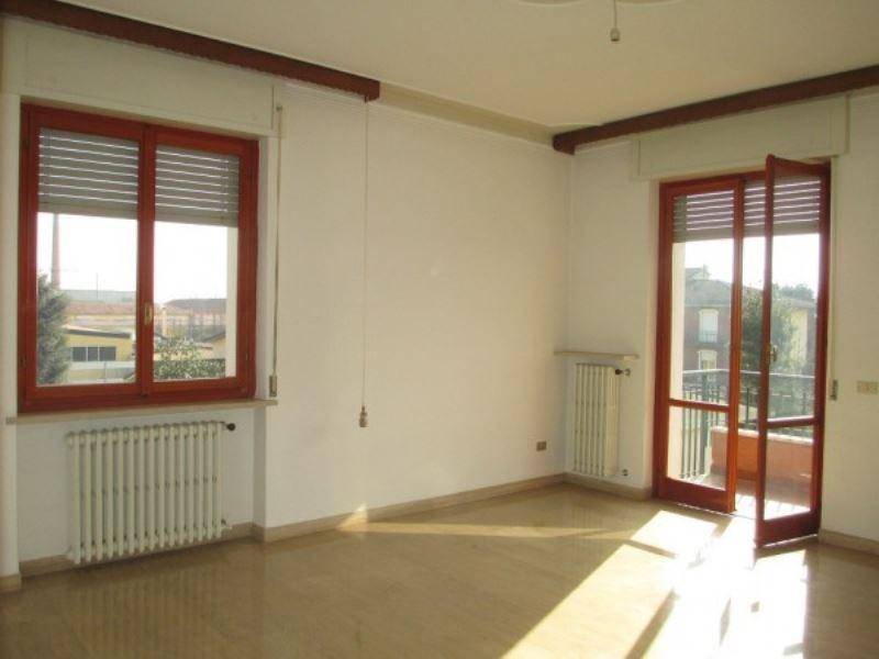 Appartamento in vendita a Soresina, 3 locali, prezzo € 75.000 | CambioCasa.it