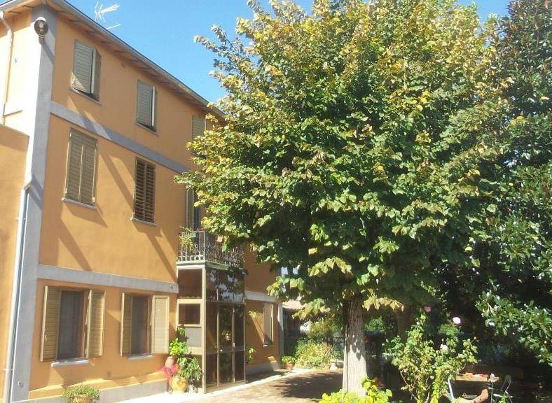Villa in vendita a Modena, 8 locali, prezzo € 399.000 | PortaleAgenzieImmobiliari.it