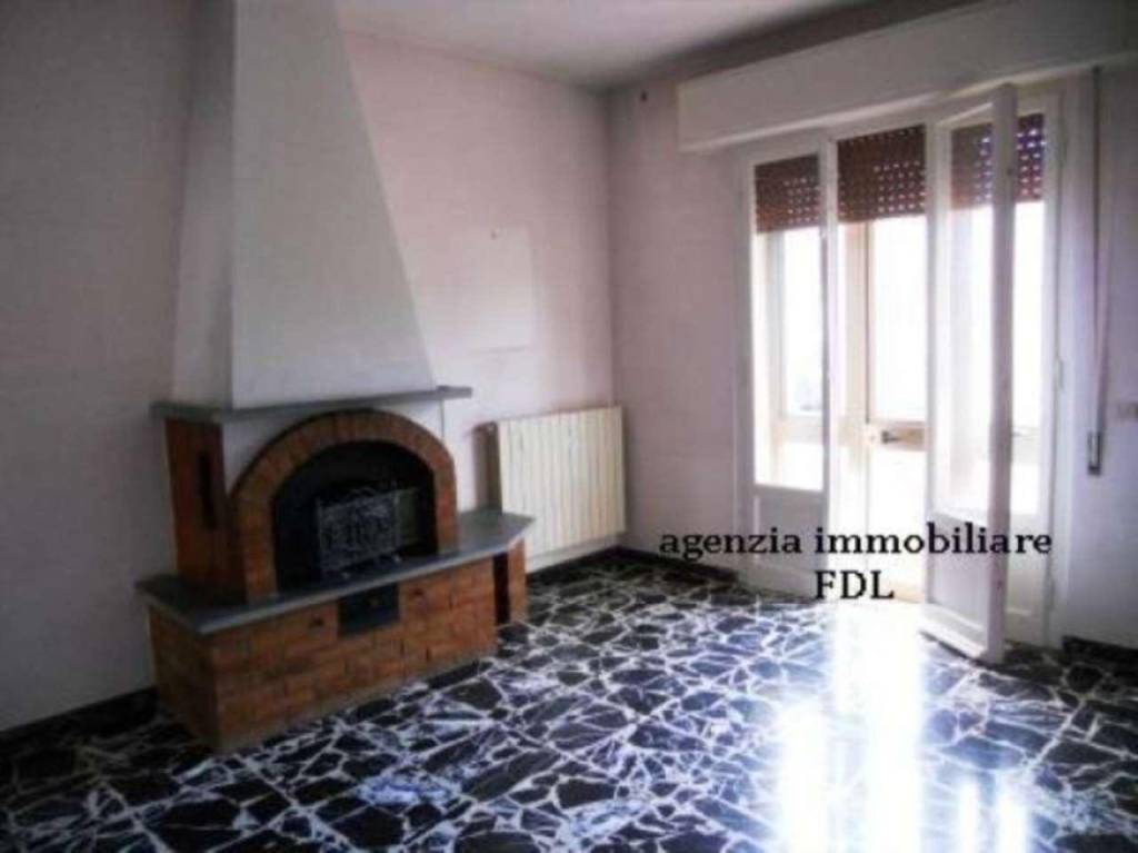 Appartamento in vendita a Rosignano Marittimo, 6 locali, prezzo € 135.000 | PortaleAgenzieImmobiliari.it