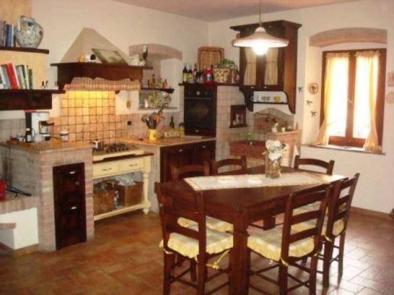 Villa a Schiera in vendita a Lajatico, 6 locali, Trattative riservate | PortaleAgenzieImmobiliari.it