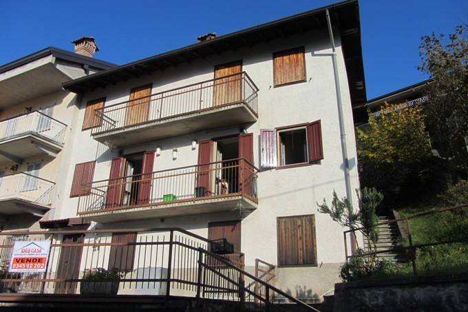 Appartamento in vendita a San Giovanni Bianco, 3 locali, prezzo € 43.000 | PortaleAgenzieImmobiliari.it