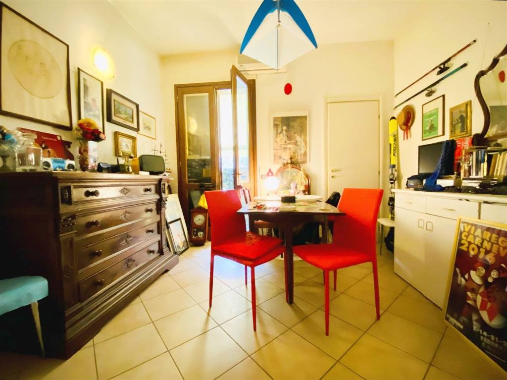 Appartamento in vendita a Lucca, 2 locali, prezzo € 100.000 | PortaleAgenzieImmobiliari.it