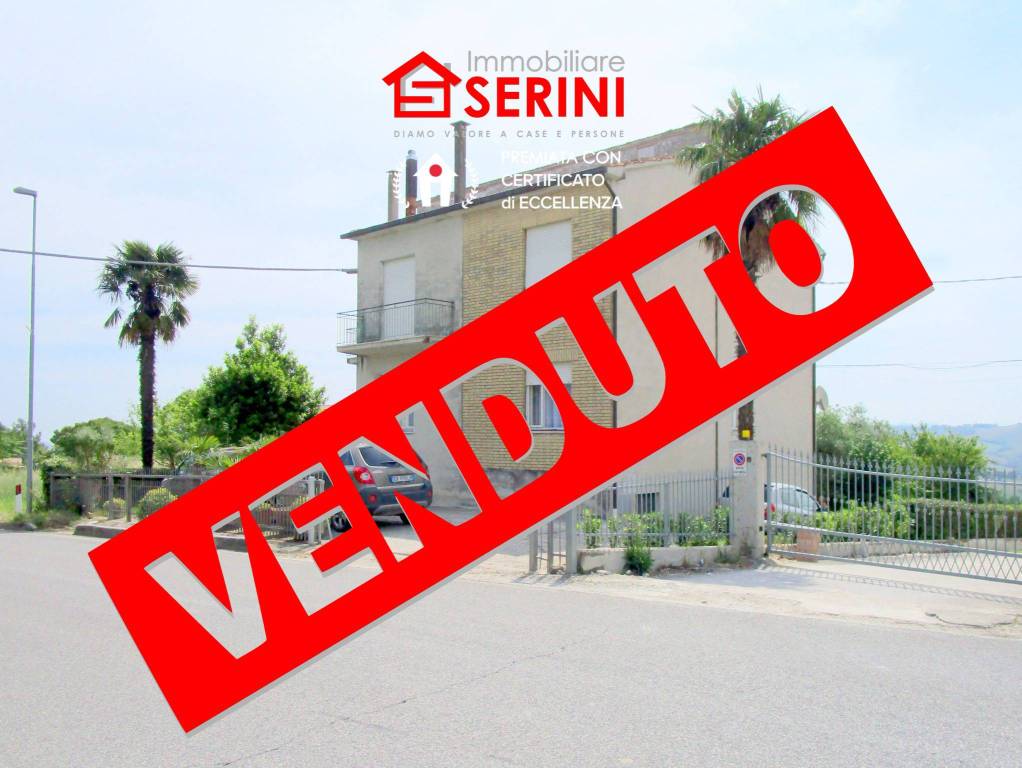 Soluzione Indipendente in vendita a Corridonia, 9 locali, prezzo € 180.000 | PortaleAgenzieImmobiliari.it