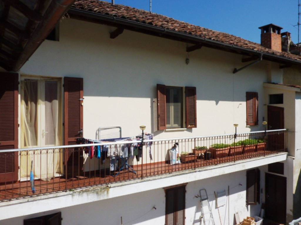 Appartamento in vendita a Mortara, 4 locali, prezzo € 60.000 | CambioCasa.it
