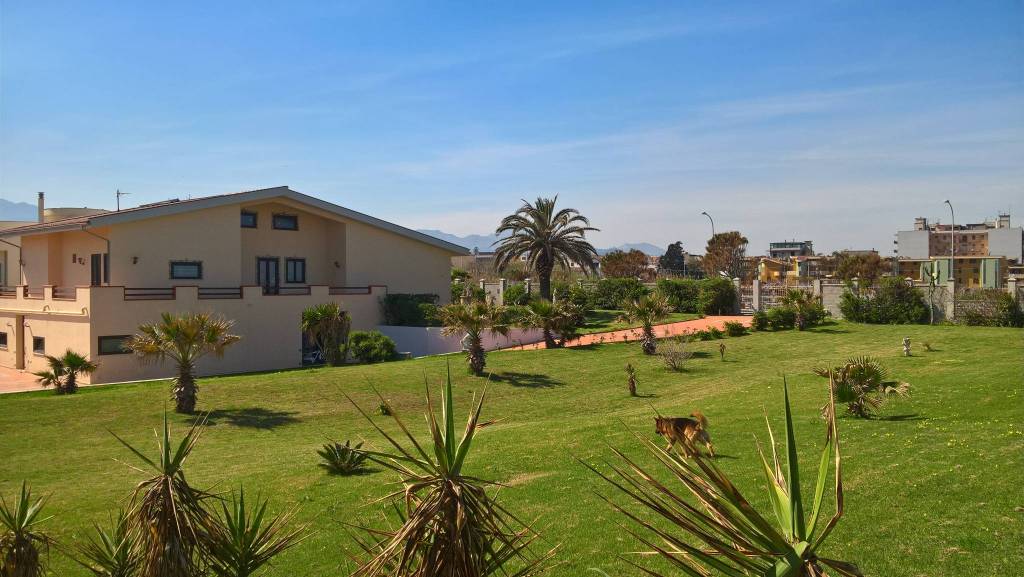 Villa in vendita a Torregrotta, 5 locali, prezzo € 1.050.000 | PortaleAgenzieImmobiliari.it