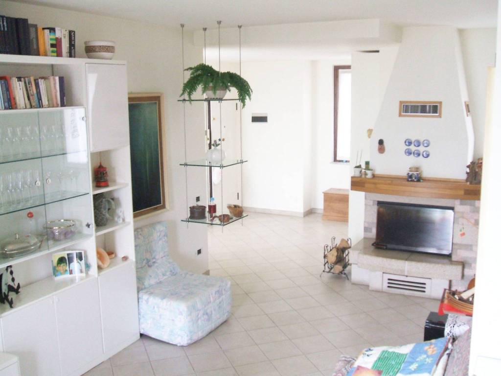 Appartamento in vendita a Mele, 5 locali, prezzo € 258.000 | PortaleAgenzieImmobiliari.it