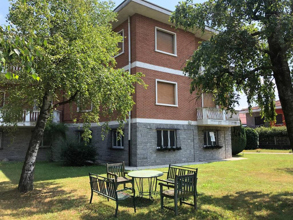 Appartamento in vendita a Castelletto Sopra Ticino, 3 locali, prezzo € 139.000 | PortaleAgenzieImmobiliari.it