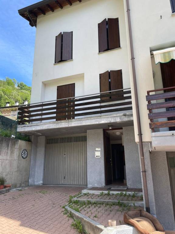Villa in vendita a Edolo, 5 locali, prezzo € 210.000 | PortaleAgenzieImmobiliari.it