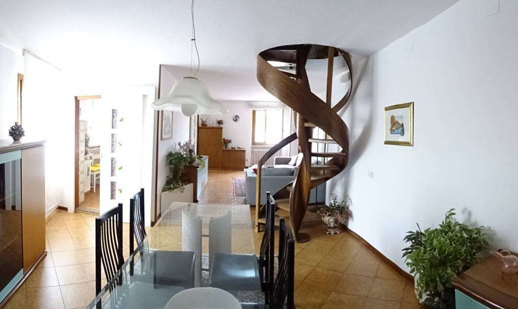Appartamento in vendita a Villa d'Almè, 3 locali, prezzo € 89.000 | PortaleAgenzieImmobiliari.it