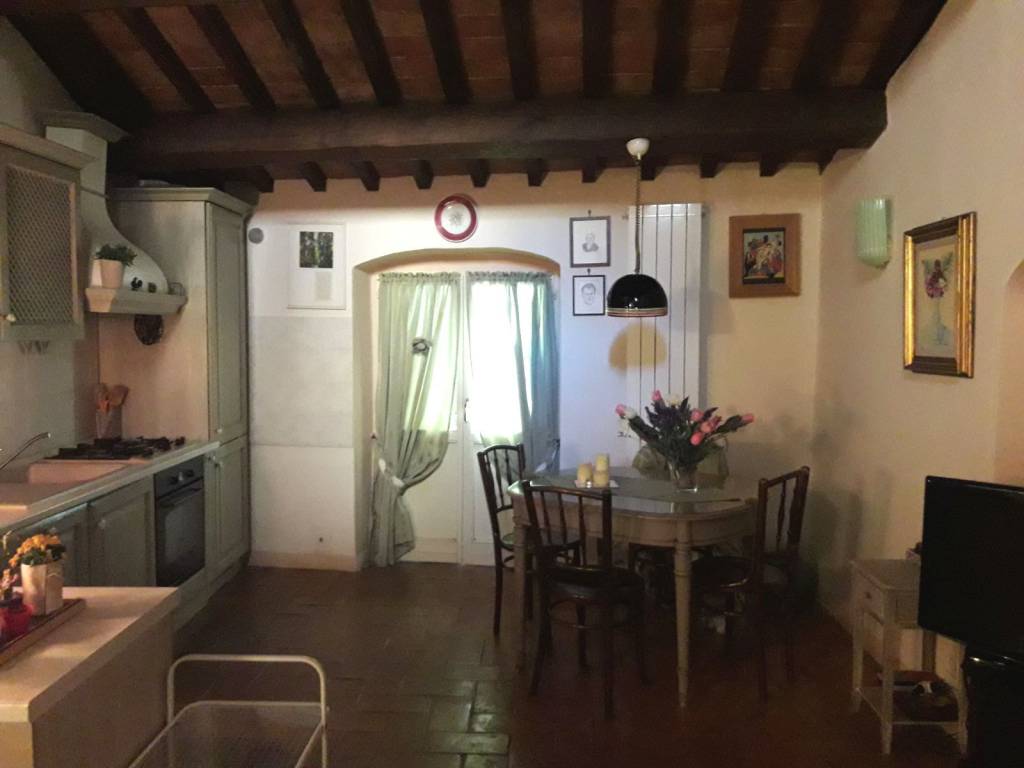 Appartamento in vendita a Spoleto, 3 locali, prezzo € 130.000 | PortaleAgenzieImmobiliari.it