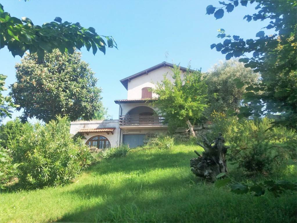 Villa in vendita a Santa Maria della Versa, 8 locali, prezzo € 295.000 | PortaleAgenzieImmobiliari.it