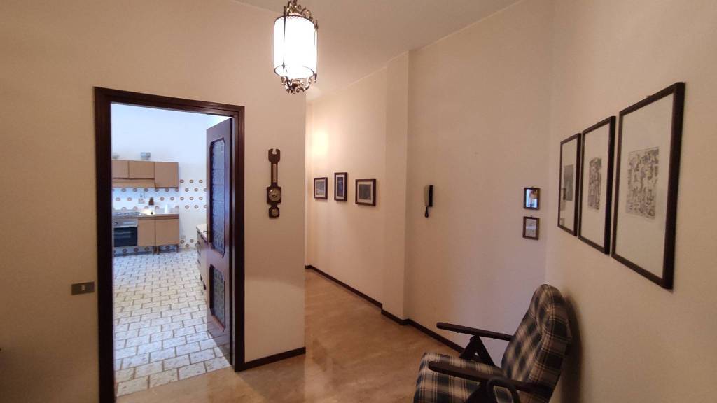 Appartamento in vendita a Alzano Lombardo, 3 locali, prezzo € 109.000 | PortaleAgenzieImmobiliari.it