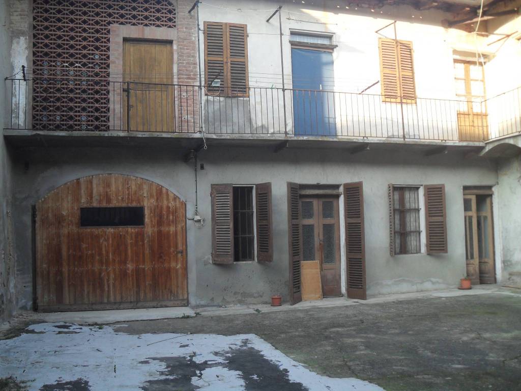 Appartamento in vendita a Castagnole Monferrato, 3 locali, prezzo € 19.000 | PortaleAgenzieImmobiliari.it