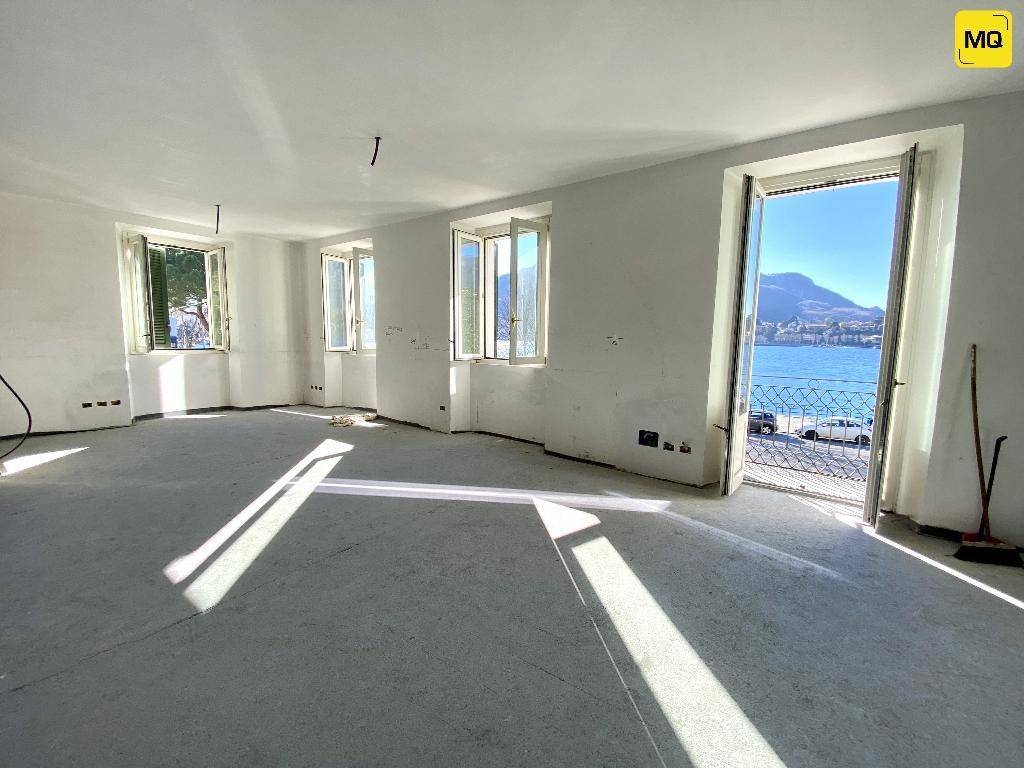 Appartamento in vendita a Lecco, 4 locali, prezzo € 750.000 | PortaleAgenzieImmobiliari.it