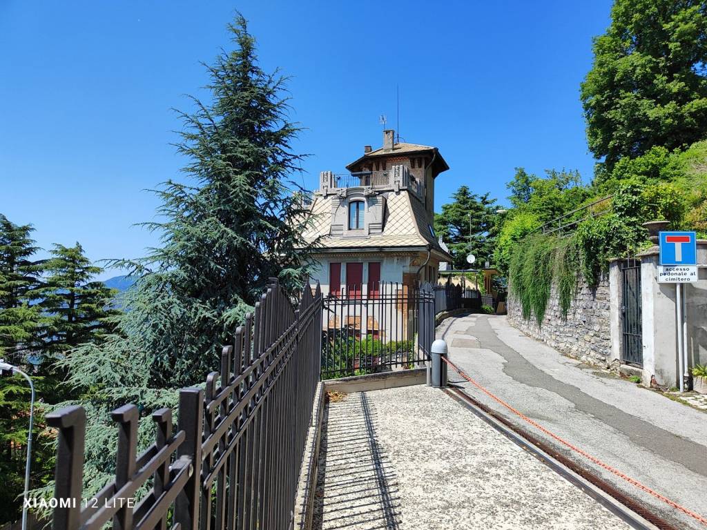Villa in vendita a Brunate, 8 locali, prezzo € 2.100.000 | PortaleAgenzieImmobiliari.it