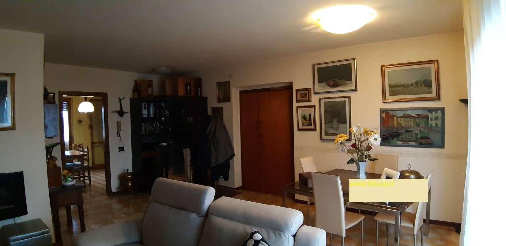Appartamento in vendita a Pontedera, 5 locali, prezzo € 140.000 | PortaleAgenzieImmobiliari.it