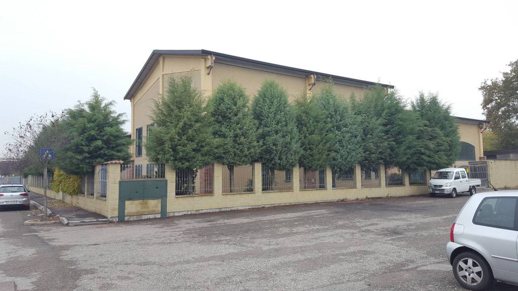 Capannone in vendita a Sant'Alessio con Vialone, 6 locali, prezzo € 375.000 | PortaleAgenzieImmobiliari.it