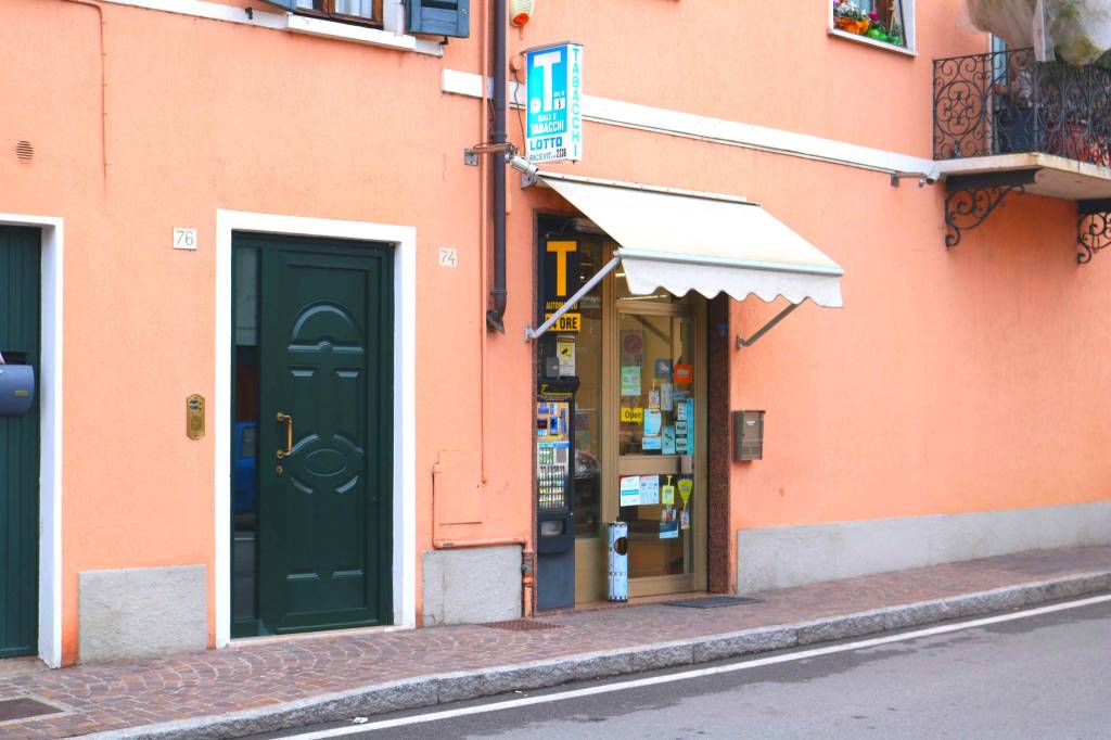 Tabacchi / Ricevitoria in vendita a Montichiari, 2 locali, prezzo € 83.000 | PortaleAgenzieImmobiliari.it