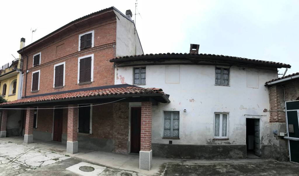 Villa in vendita a Castelspina, 5 locali, prezzo € 63.000 | PortaleAgenzieImmobiliari.it
