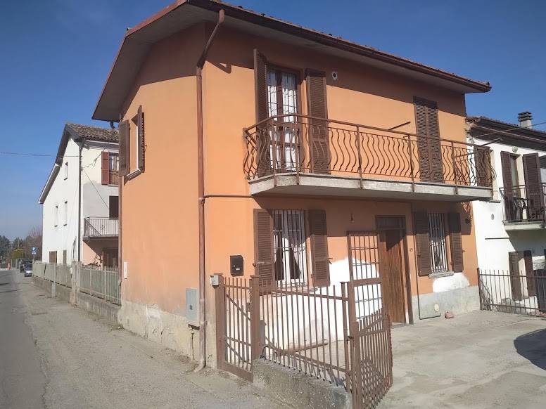 Villa in vendita a Pietra de' Giorgi, 3 locali, prezzo € 67.000 | PortaleAgenzieImmobiliari.it