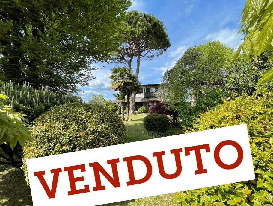 Villa in vendita a Olgiate Comasco, 4 locali, prezzo € 490.000 | PortaleAgenzieImmobiliari.it