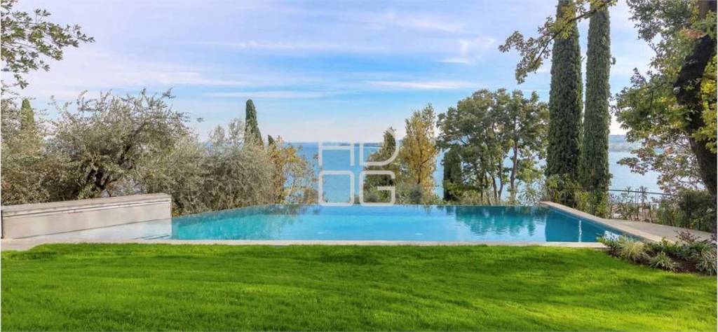 Villa in vendita a Padenghe sul Garda, 6 locali, Trattative riservate | PortaleAgenzieImmobiliari.it