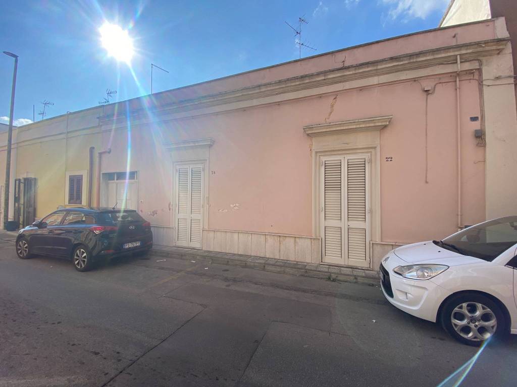 Appartamento in vendita a Veglie, 5 locali, prezzo € 89.000 | PortaleAgenzieImmobiliari.it