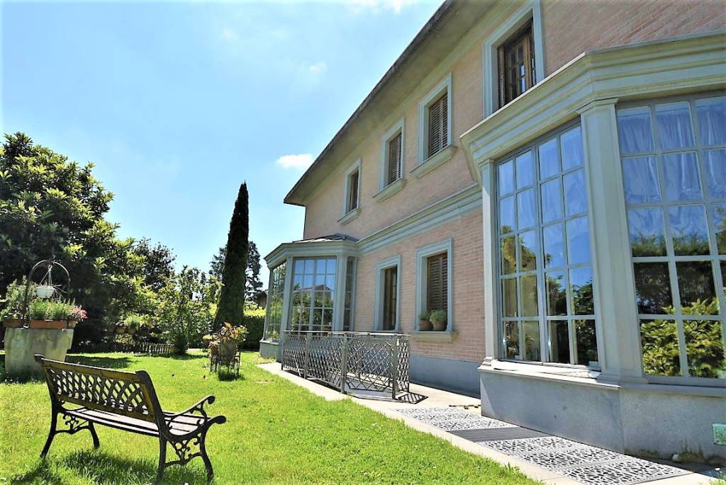 Villa in vendita a Vizzolo Predabissi, 7 locali, Trattative riservate | PortaleAgenzieImmobiliari.it