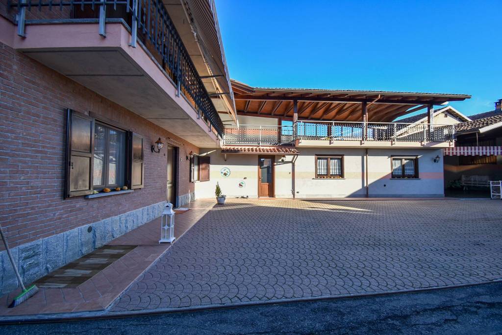 Soluzione Indipendente in vendita a Villafranca Piemonte, 5 locali, prezzo € 329.000 | PortaleAgenzieImmobiliari.it