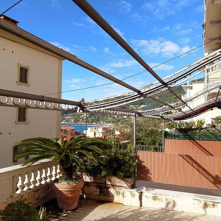 Appartamento in vendita a Ospedaletti, 3 locali, prezzo € 380.000 | CambioCasa.it
