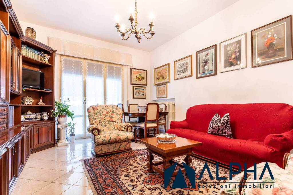 Appartamento in vendita a Forlì, 5 locali, prezzo € 195.000 | PortaleAgenzieImmobiliari.it