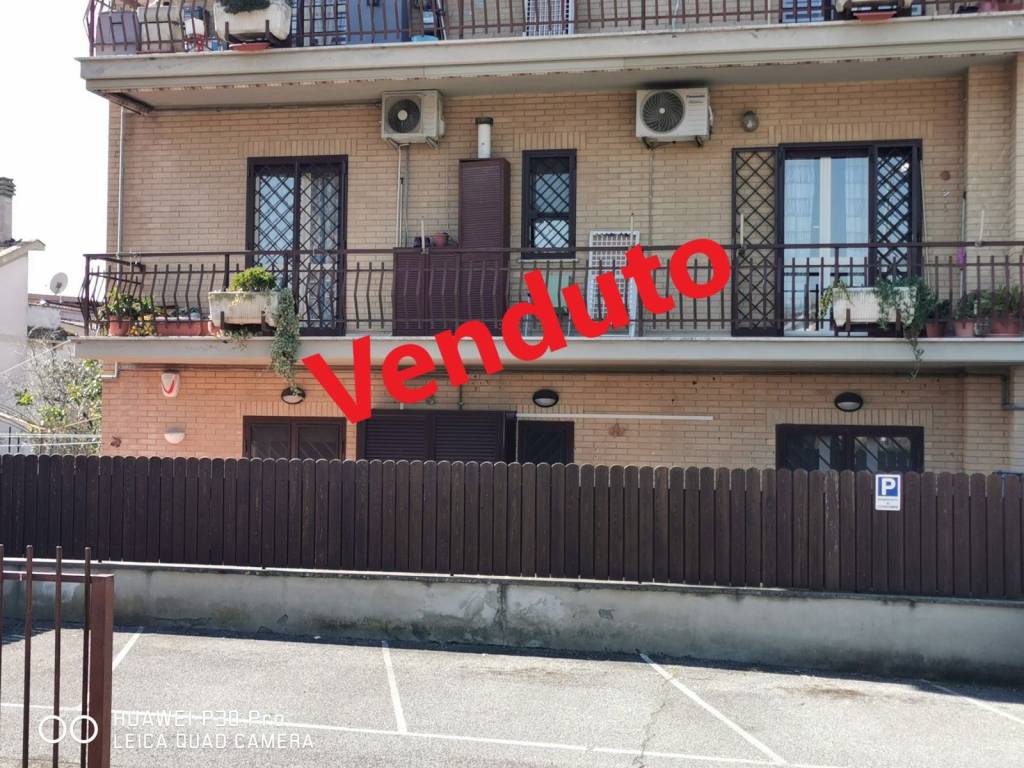 Appartamento in vendita a Castel Gandolfo, 3 locali, prezzo € 138.000 | CambioCasa.it