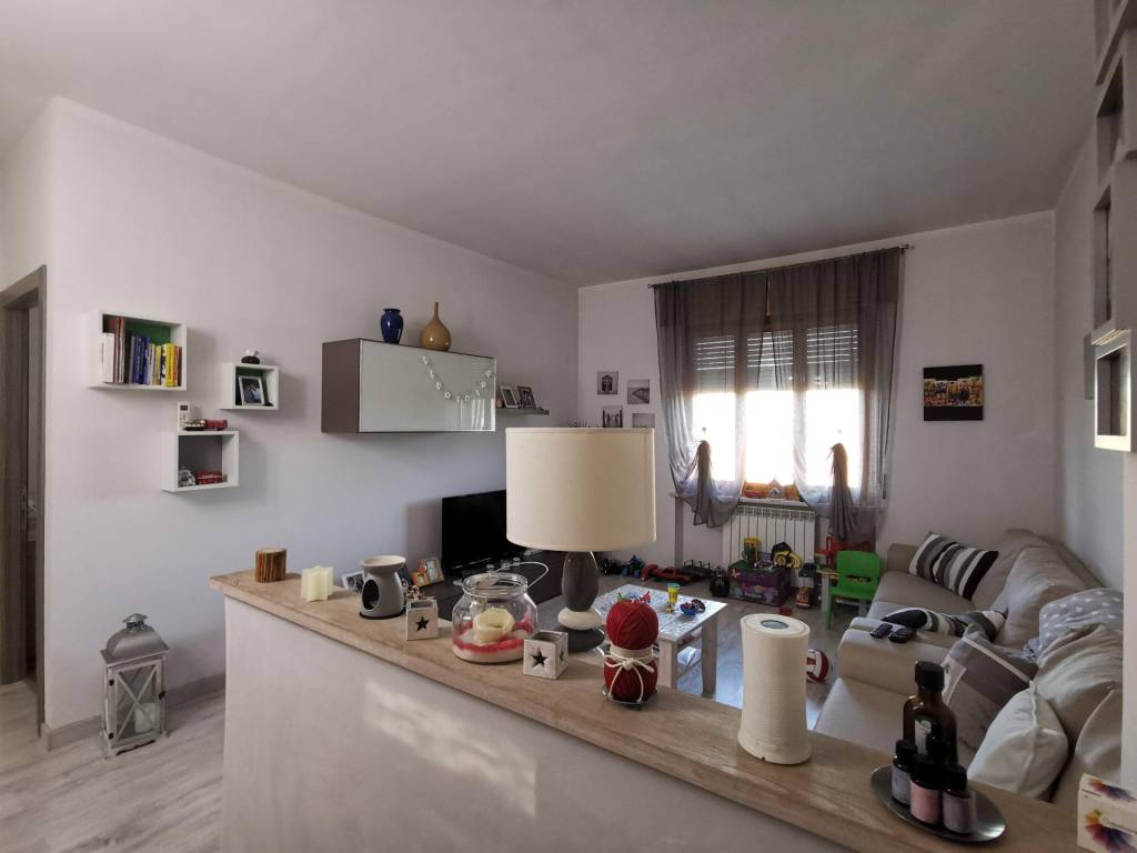 Appartamento in vendita a Strevi, 6 locali, prezzo € 85.000 | CambioCasa.it