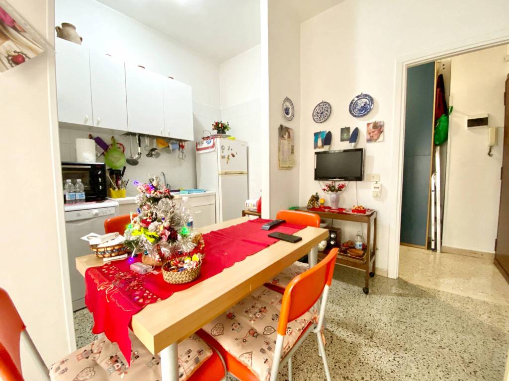 Appartamento in vendita a Roma, 2 locali, zona Zona: 12 . Cinecittà,Don Bosco, Lucrezia Romana, prezzo € 168.000 | CambioCasa.it