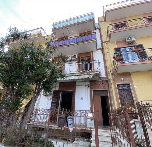 Appartamento in vendita a Capaci, 4 locali, prezzo € 89.000 | PortaleAgenzieImmobiliari.it